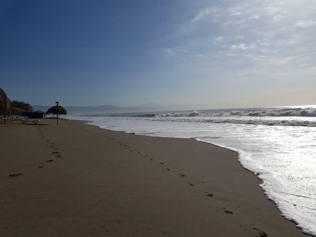 Lujoso Estudio Frontal Al Mar ตอร์เรโมลิโนส ภายนอก รูปภาพ